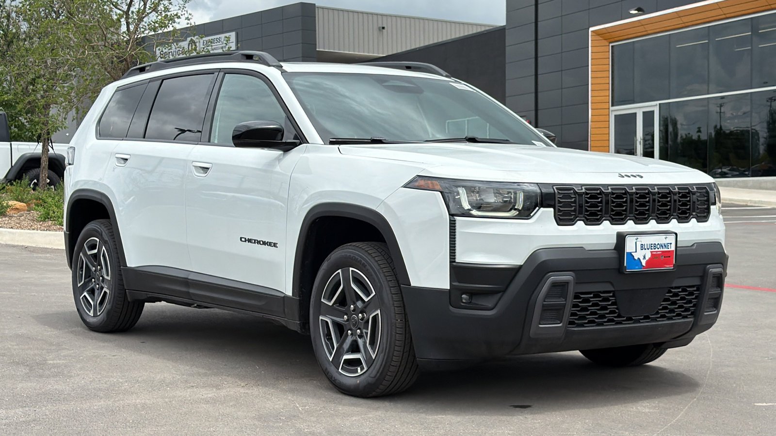 New 2026 Bright White Clear-Coat Exterior Paint Jeep Limited image 3