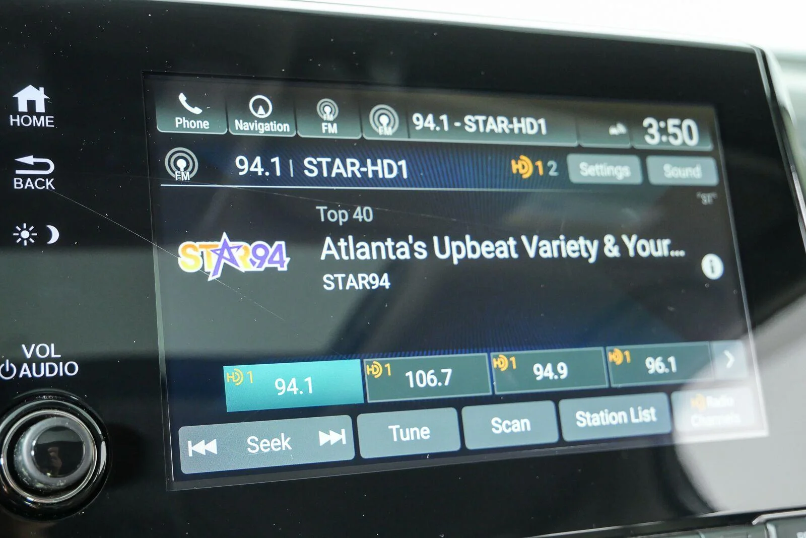 Used 2024 Platinum White Pearl Honda Touring image 13