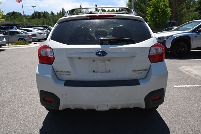 Used 2017 White Subaru 2.0i Limited image 5