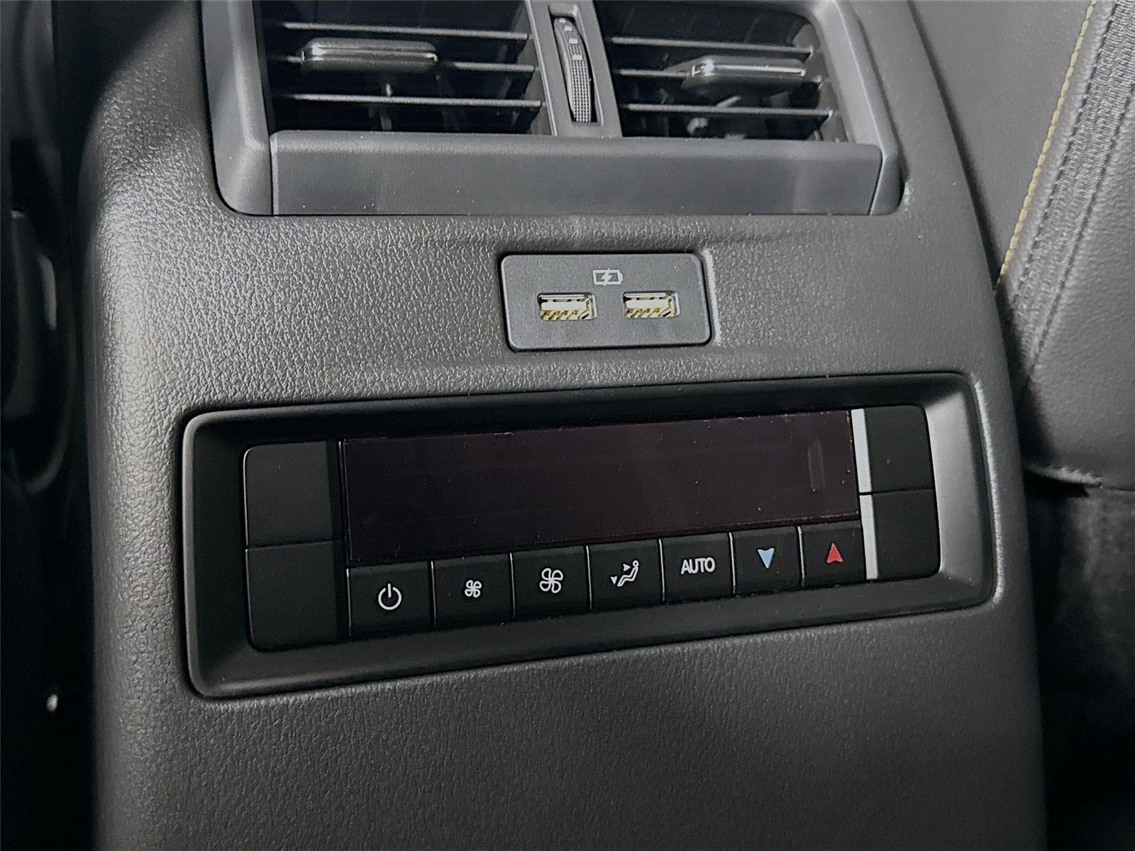 2025 Mazda CX-90 Select Package - Photo 37