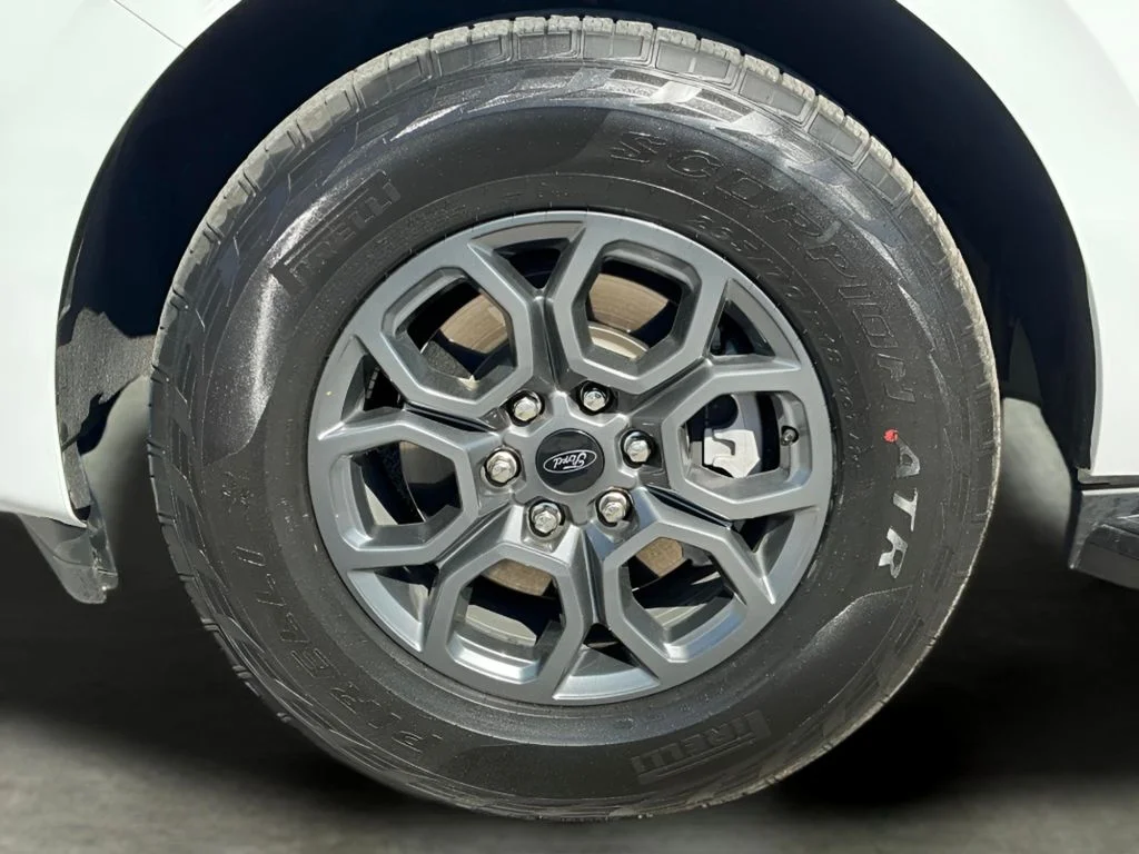 Used 2025 White Ford Active image 24