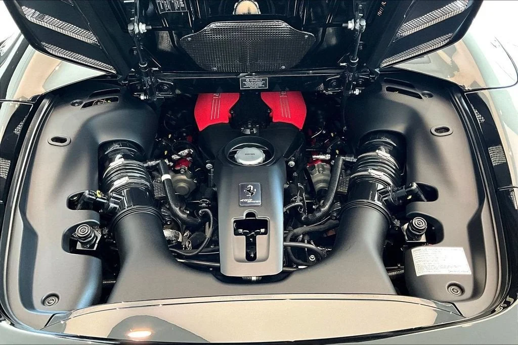 Used 2017 Nero Ferrari  image 23