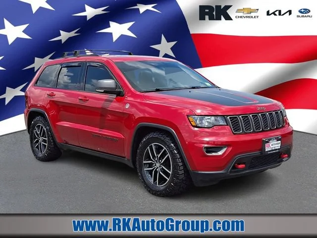 Used 2017 Red Jeep Trailhawk image 1