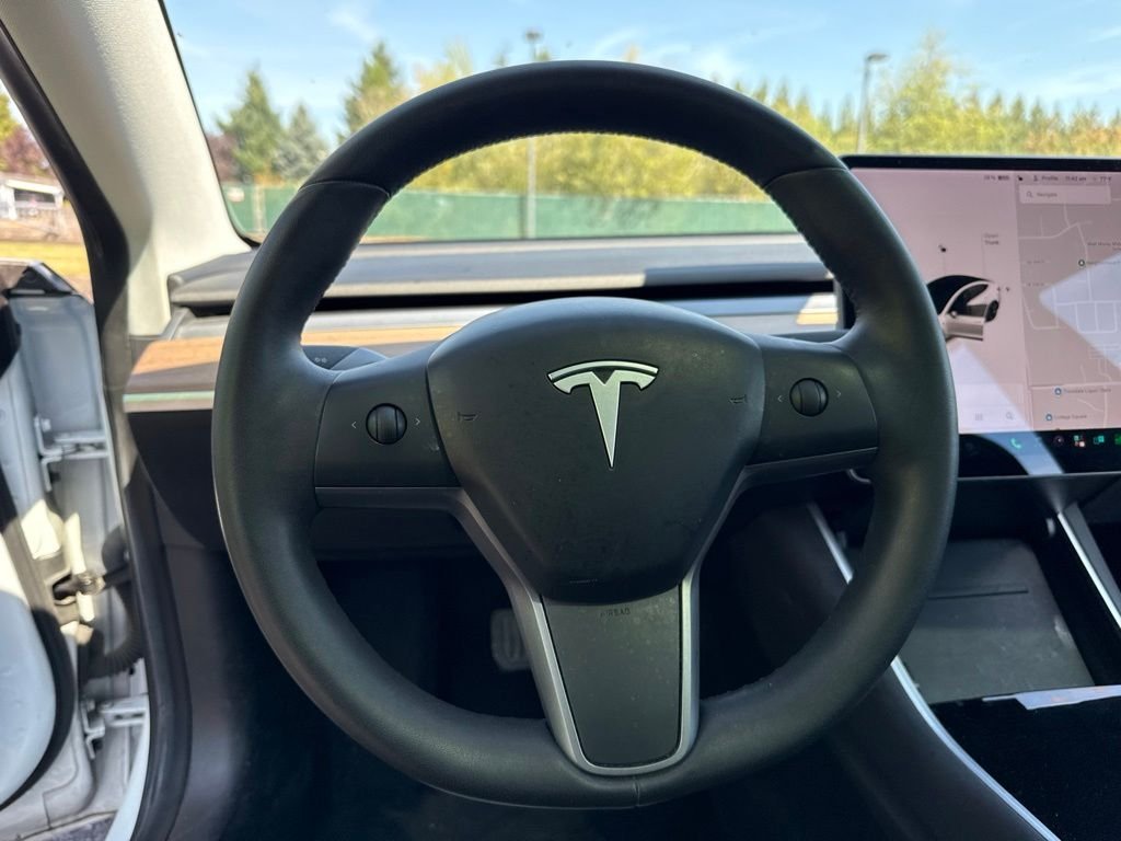 Used 2020 Pearl White Multi-Coat Tesla Long Range image 9