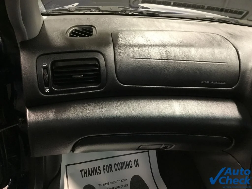 Used 2001 Blue Subaru GT image 20