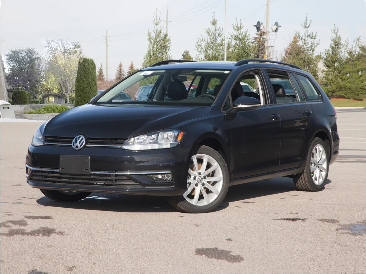 2018 Volkswagen Golf SportWagen TSI SEL's photo
