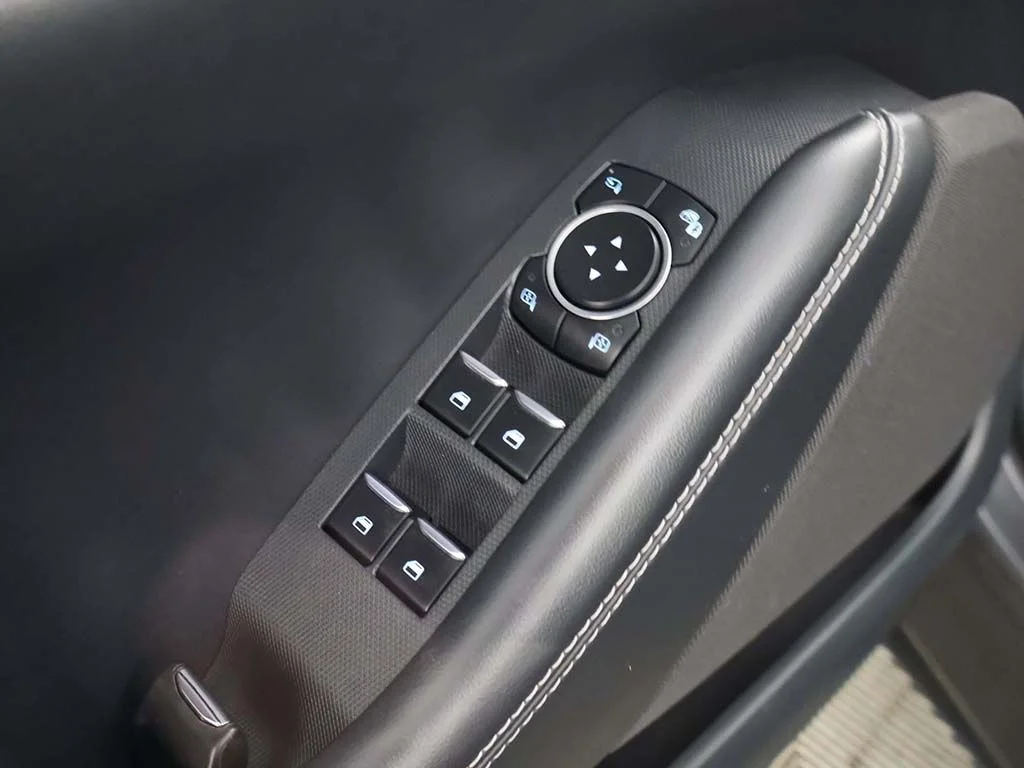 Used 2023 Gray Metallic Ford California Route 1 image 39