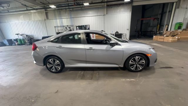 Used 2016 Silver Honda EX-T image 13