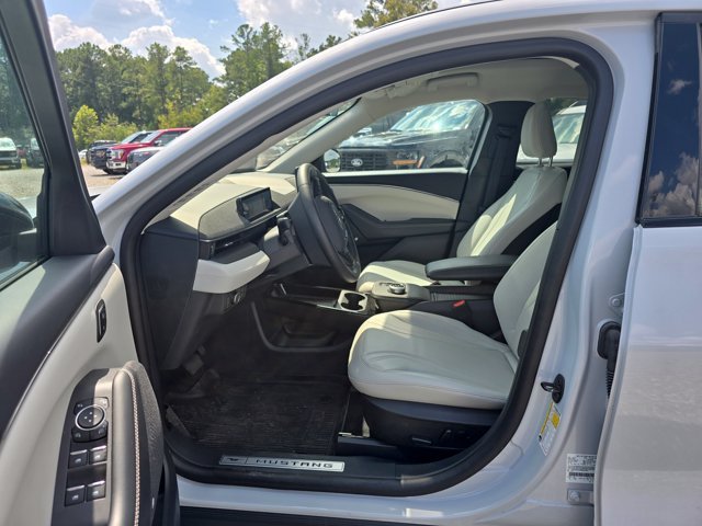 Used 2023 Space White Metallic Ford Premium image 25