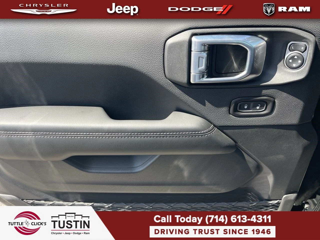New 2026 Black Clear-Coat Exterior Paint Jeep Rewind image 26