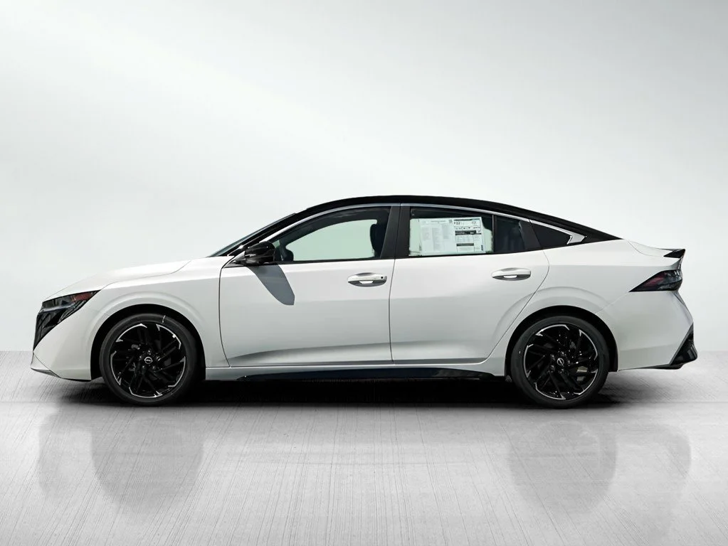 New 2026 Aspen White Pearl Nissan SR image 4