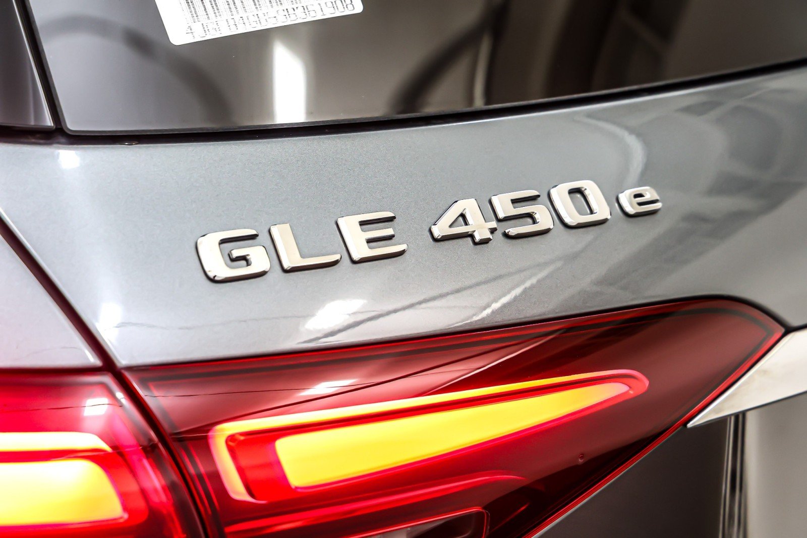 2025 Mercedes-Benz GLE GLE450E - Photo 9