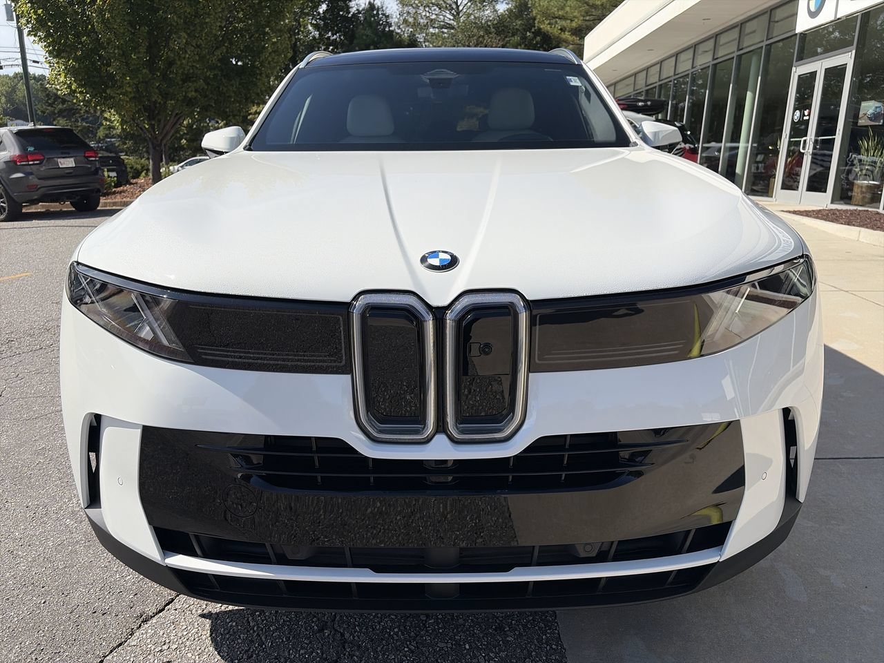 New 2027 Alpine White BMW 40 xDrive image 10