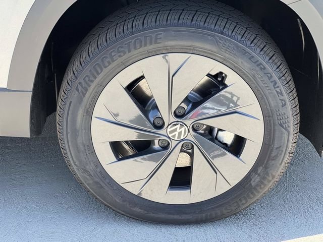 New 2026 Gray Volkswagen 1.5T S image 9
