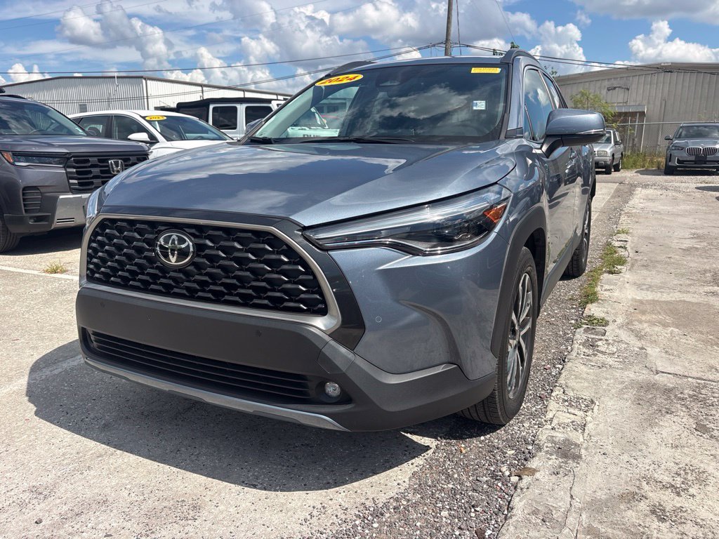 Used 2024 Blue Toyota XLE image 7