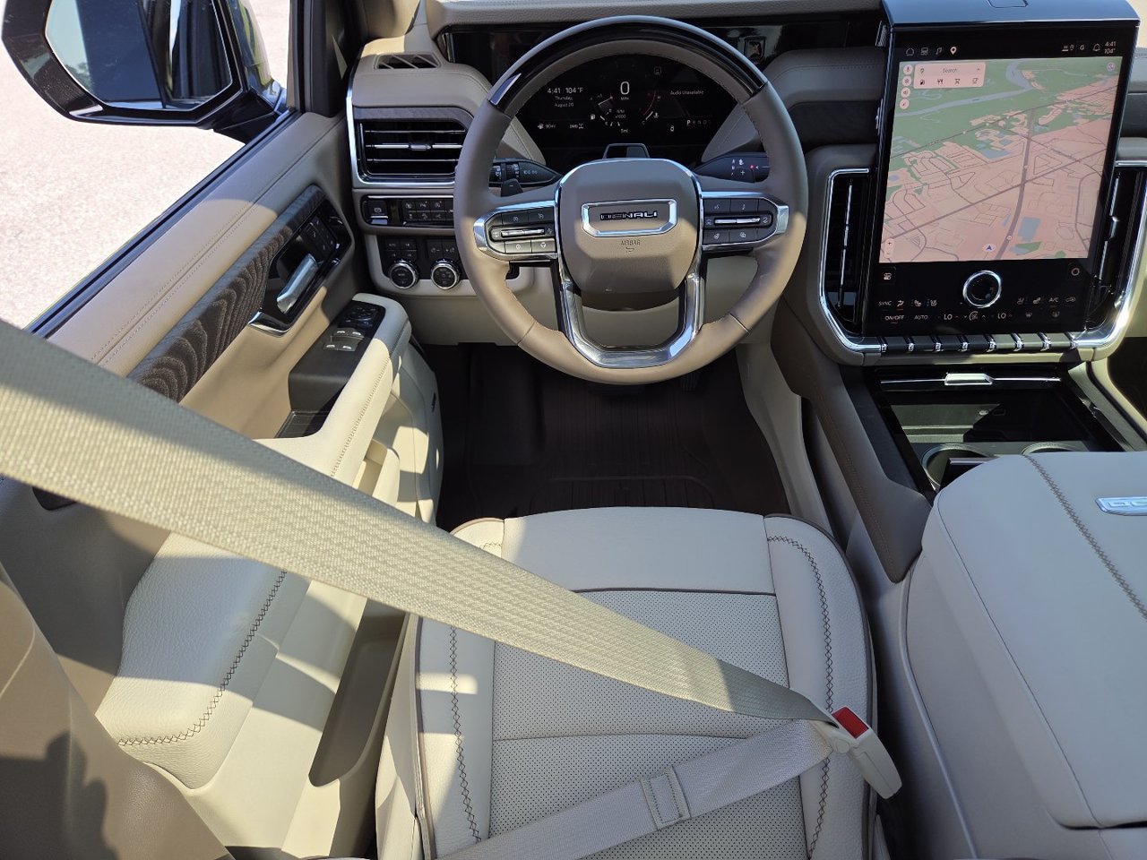 2026 GMC Yukon Denali - Photo 33