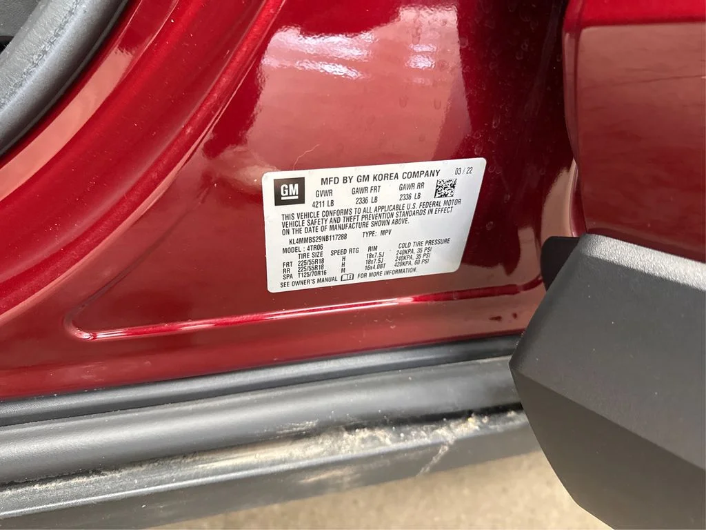 Used 2022 Red Buick Preferred image 17