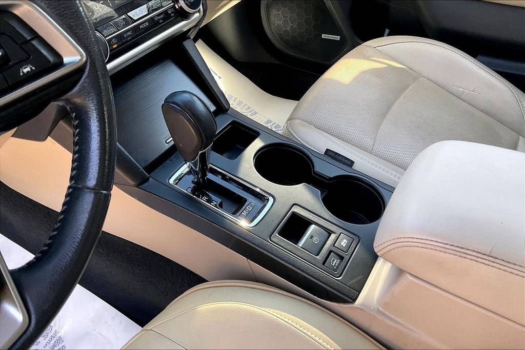 Used 2019 Green Subaru 2.5i image 17