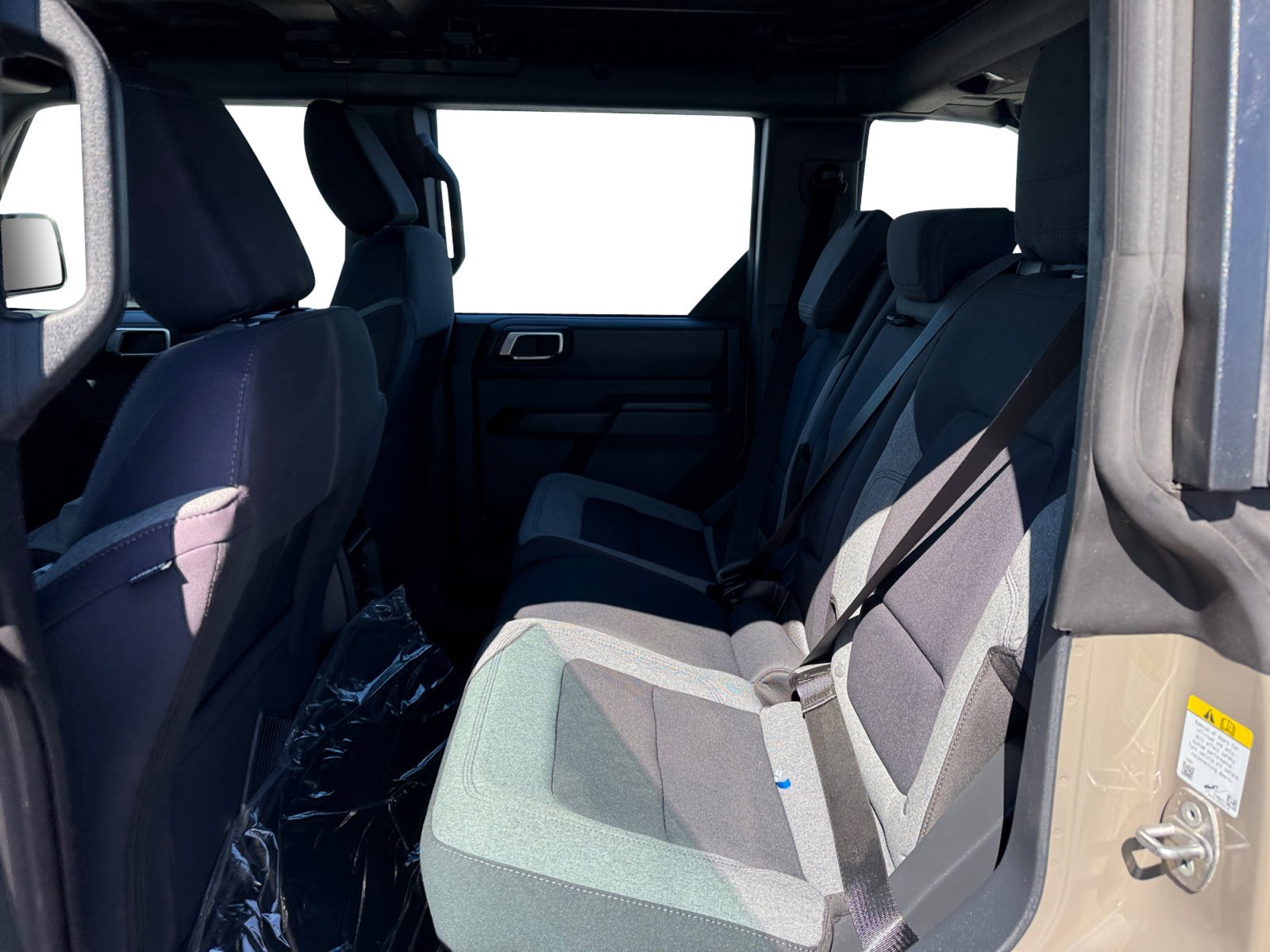 2025 Ford Bronco 4-Door Base - Photo 16