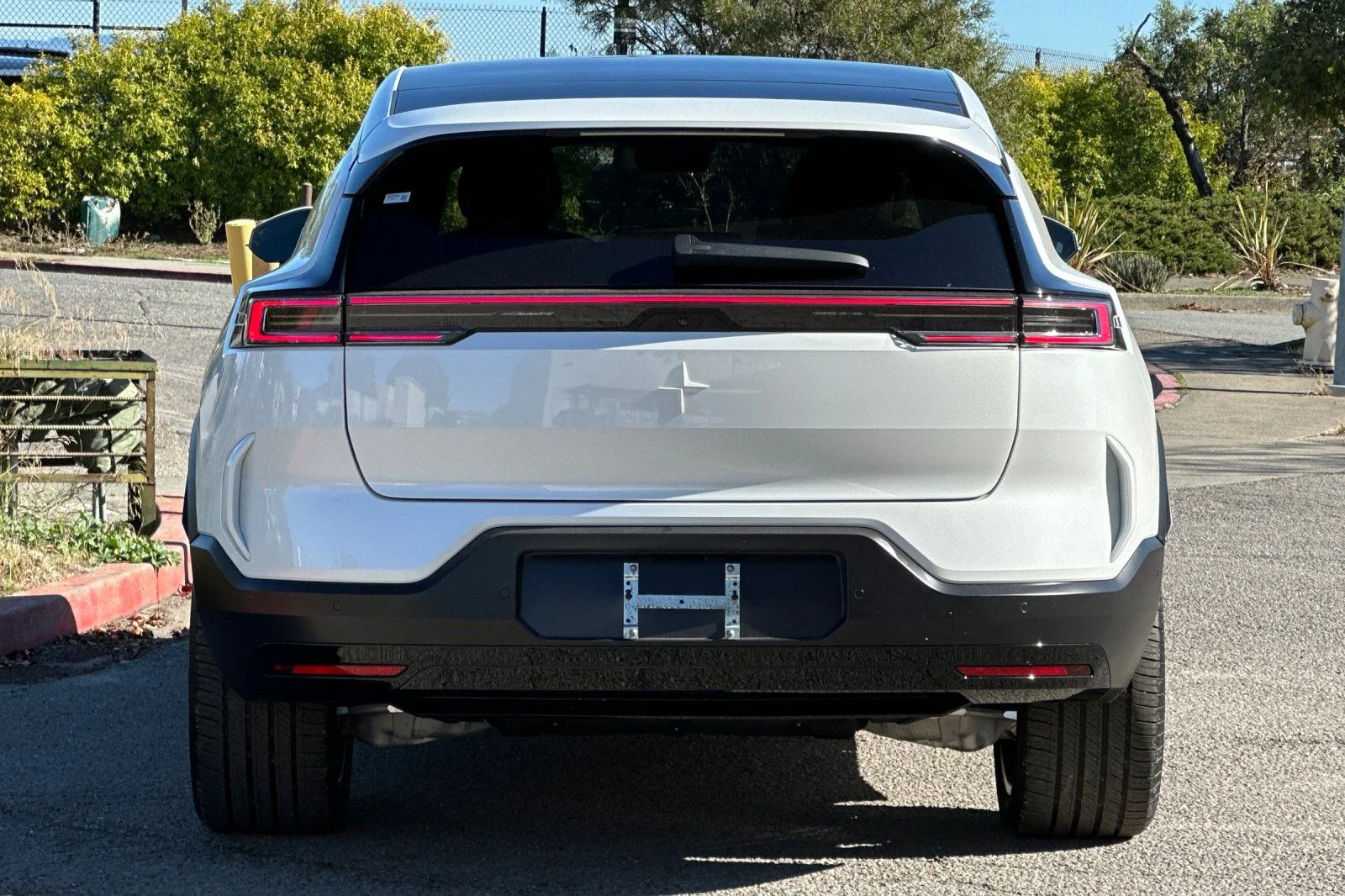 Used 2025  Polestar Long Range Dual Motor image 7