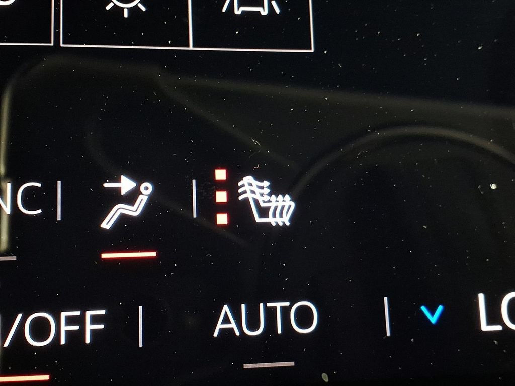 2026 GMC Acadia Elevation - Photo 17