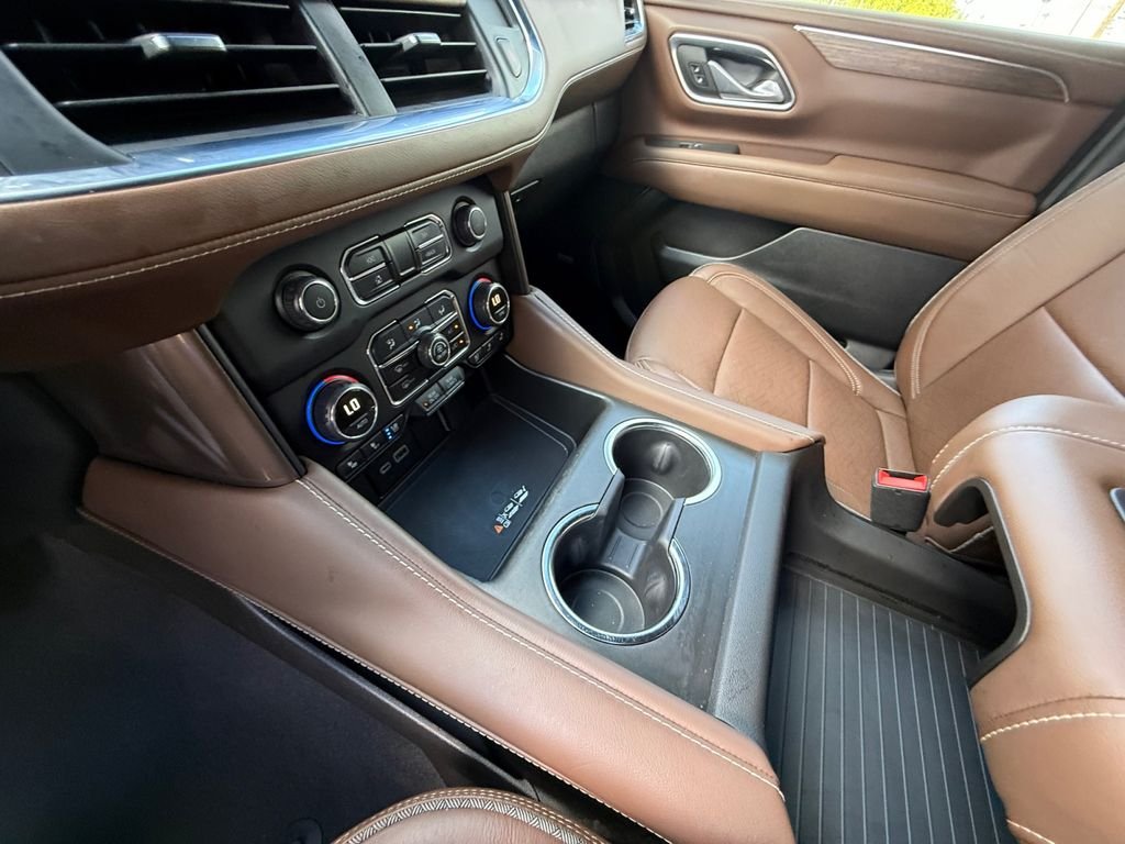 Used 2024 Beige Chevrolet High Country image 22
