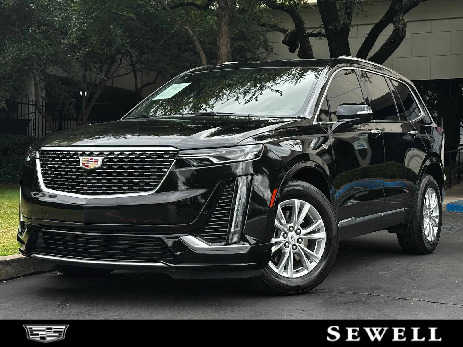 Certified Used 2025 Stellar Black Metallic Cadillac Luxury image 1