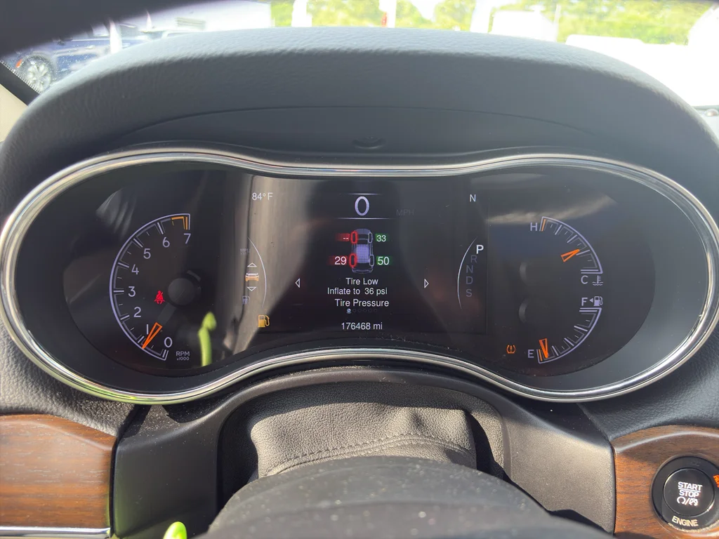 Used 2015 Silver Jeep Limited image 8