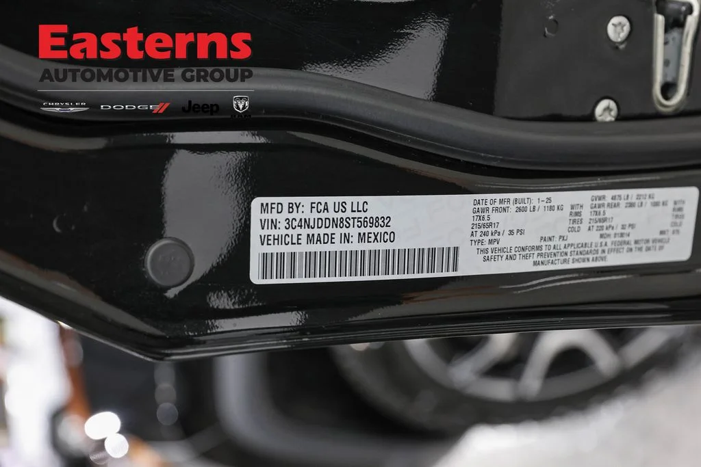 Certified Used 2025 Black Jeep Trailhawk image 31