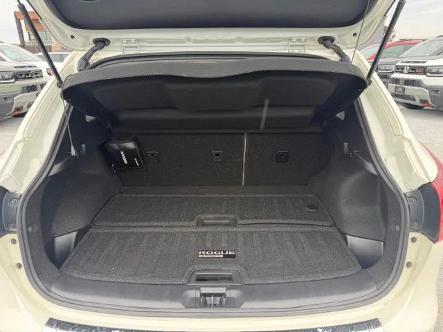 Used 2019 White Nissan SV image 14