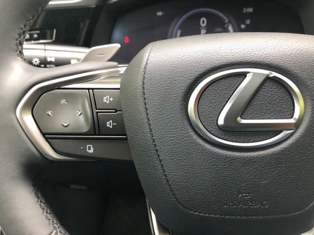 Used 2023 White Lexus 450e Premium image 26