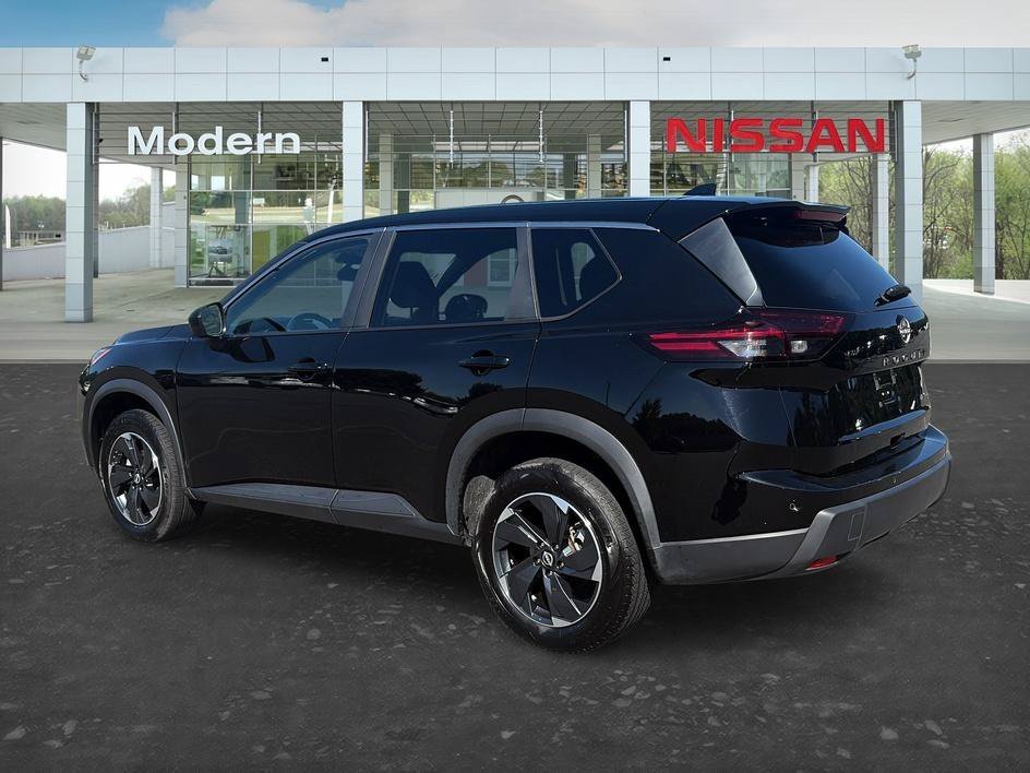 Used 2025 Super Black Nissan SV image 3