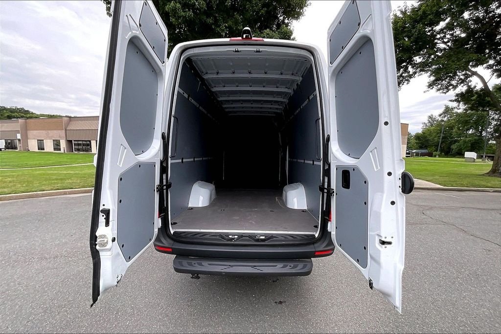 2026 Mercedes-Benz Sprinter Cargo Van Base - Photo 17