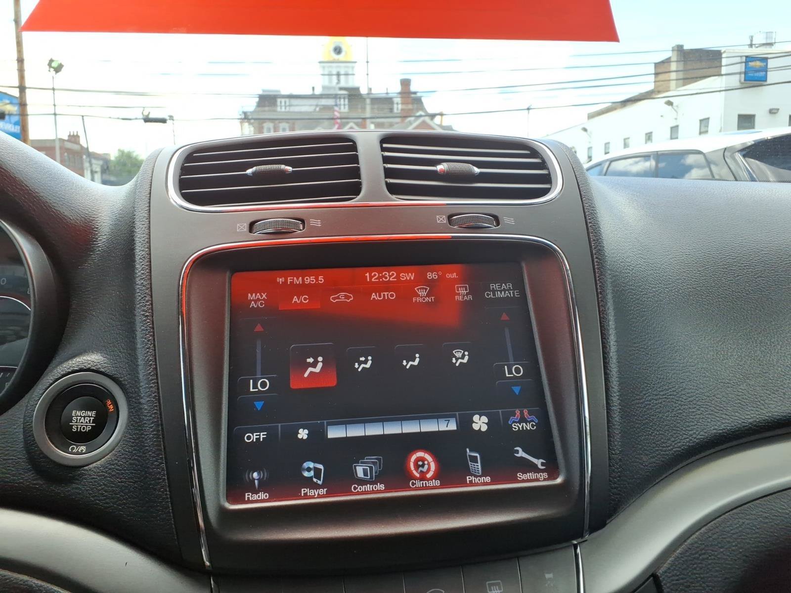 Used 2019 Pitch Black Clearcoat Dodge Crossroad image 22