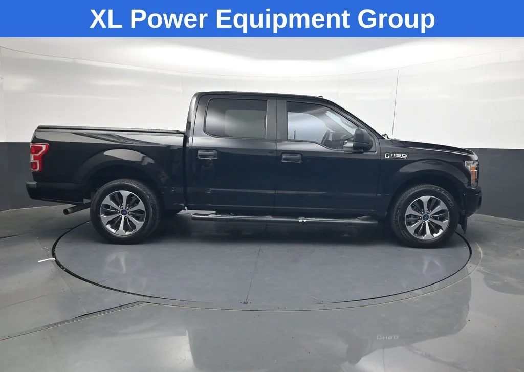 Used 2019 Black Metallic Ford XL image 3