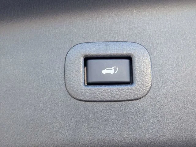 Used 2023 Hermosa Blue INFINITI LUXE image 13