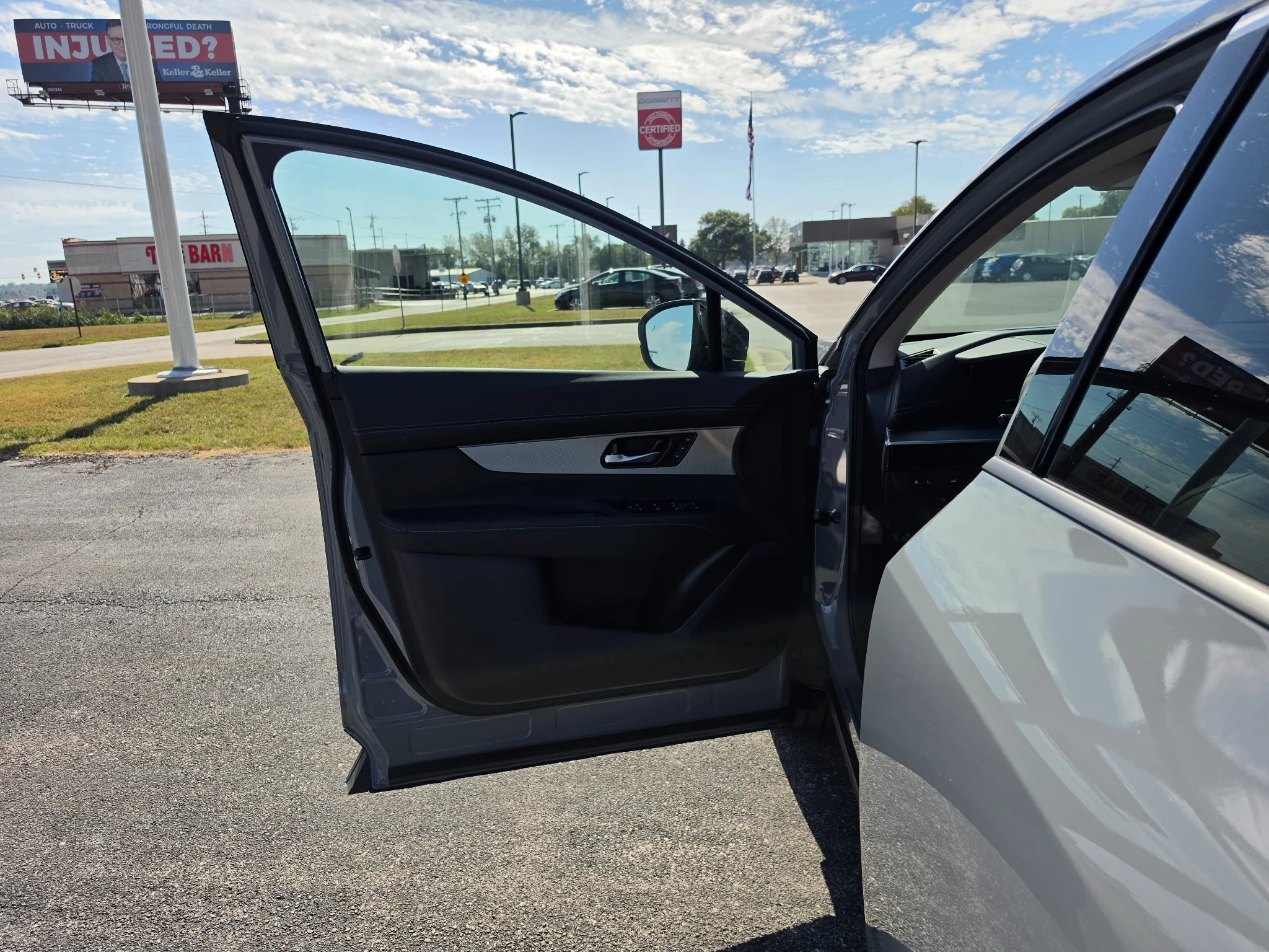 New 2026 Boulder Gray Pearl/Super Black Nissan Platinum image 18