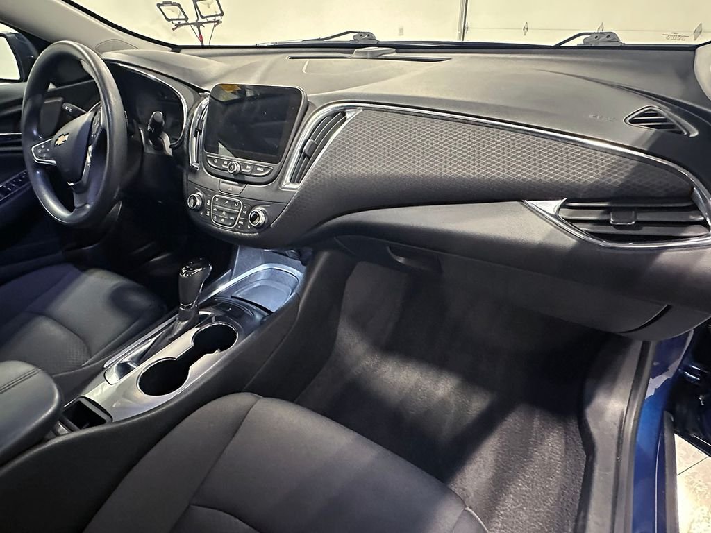Used 2019 Blue Chevrolet LT image 26