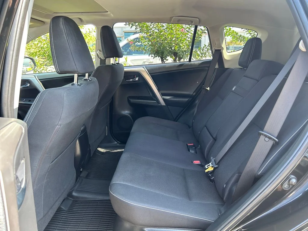 Certified Used 2018 Black Toyota XLE image 14