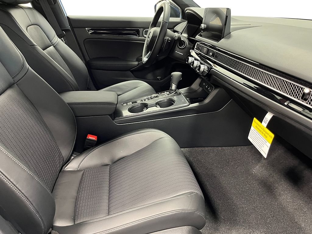 2026 Honda Civic Hatchback Sport Touring - Photo 29
