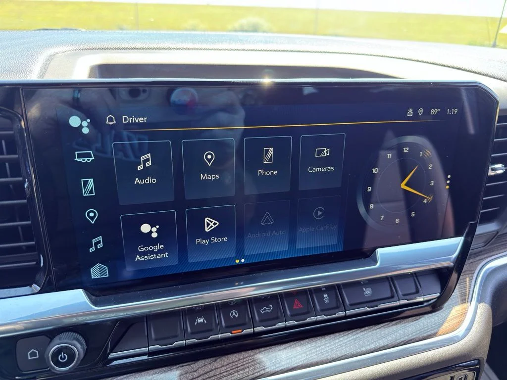 Used 2023 Gray Chevrolet LT image 33