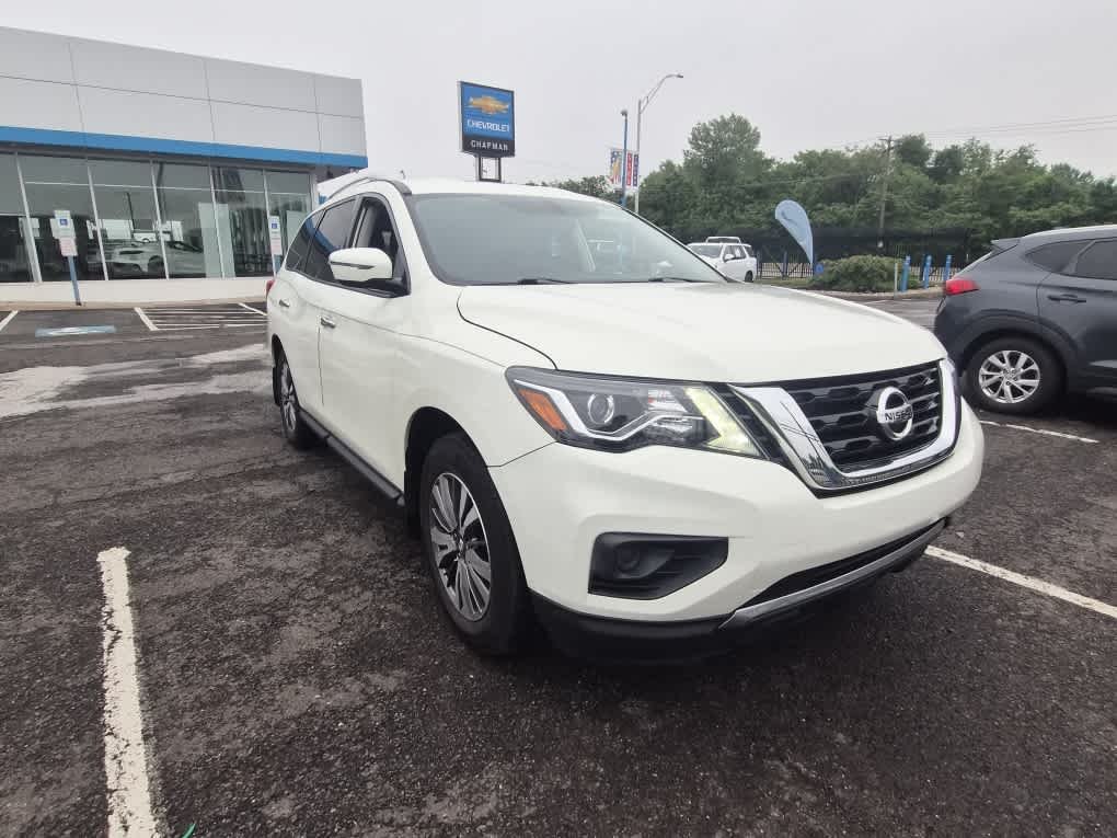2019 Nissan Pathfinder S 4WD's photo
