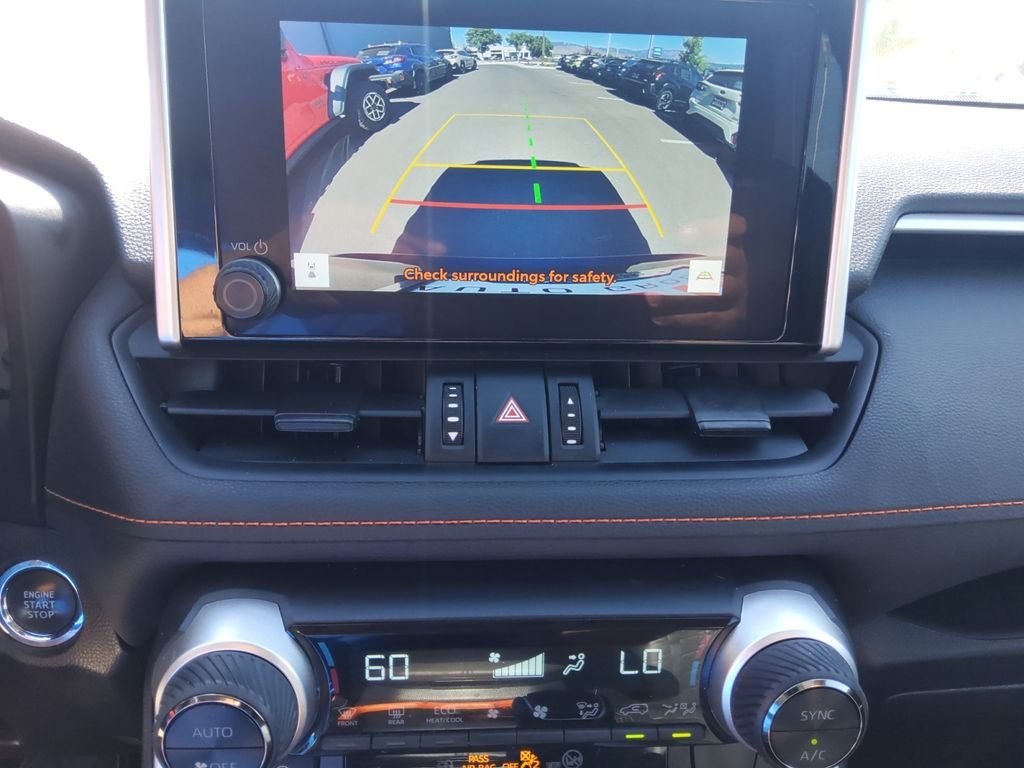 Used 2024  Toyota Adventure image 26