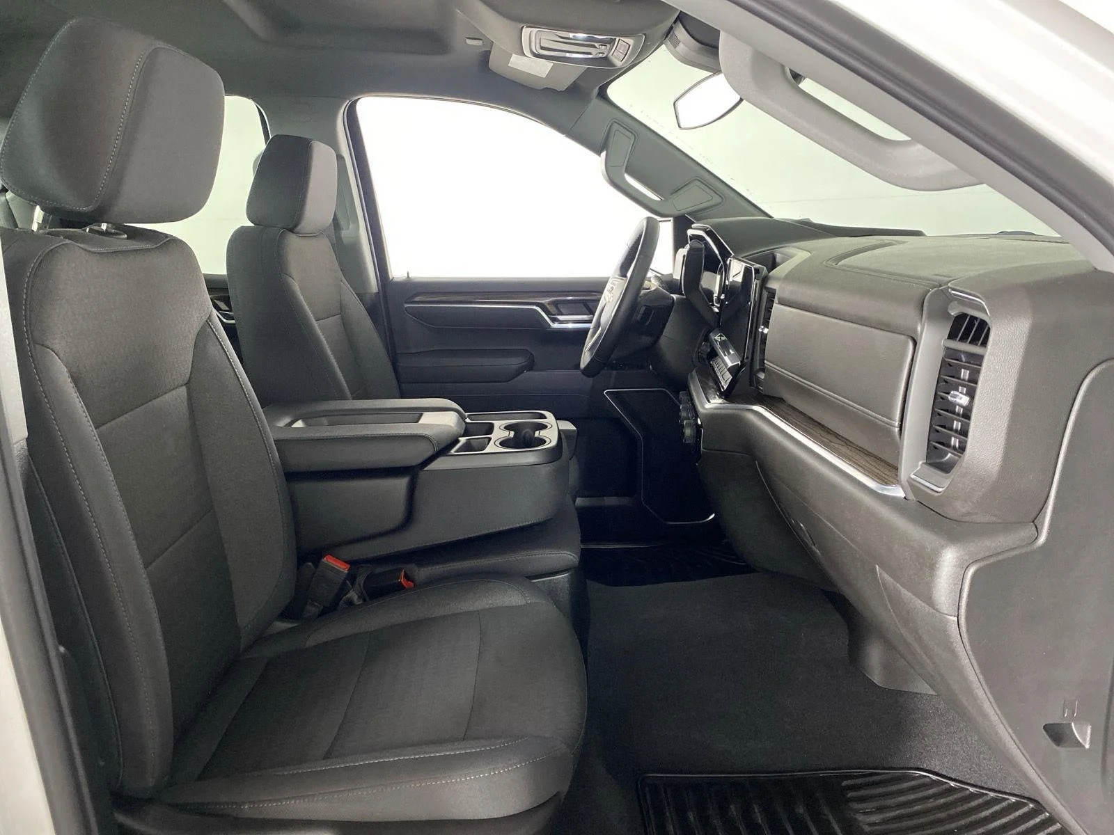 Used 2026 Summit White Chevrolet LT image 27