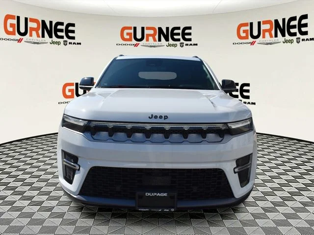 New 2026 Bright White Clear-Coat Exterior Paint Jeep  image 10