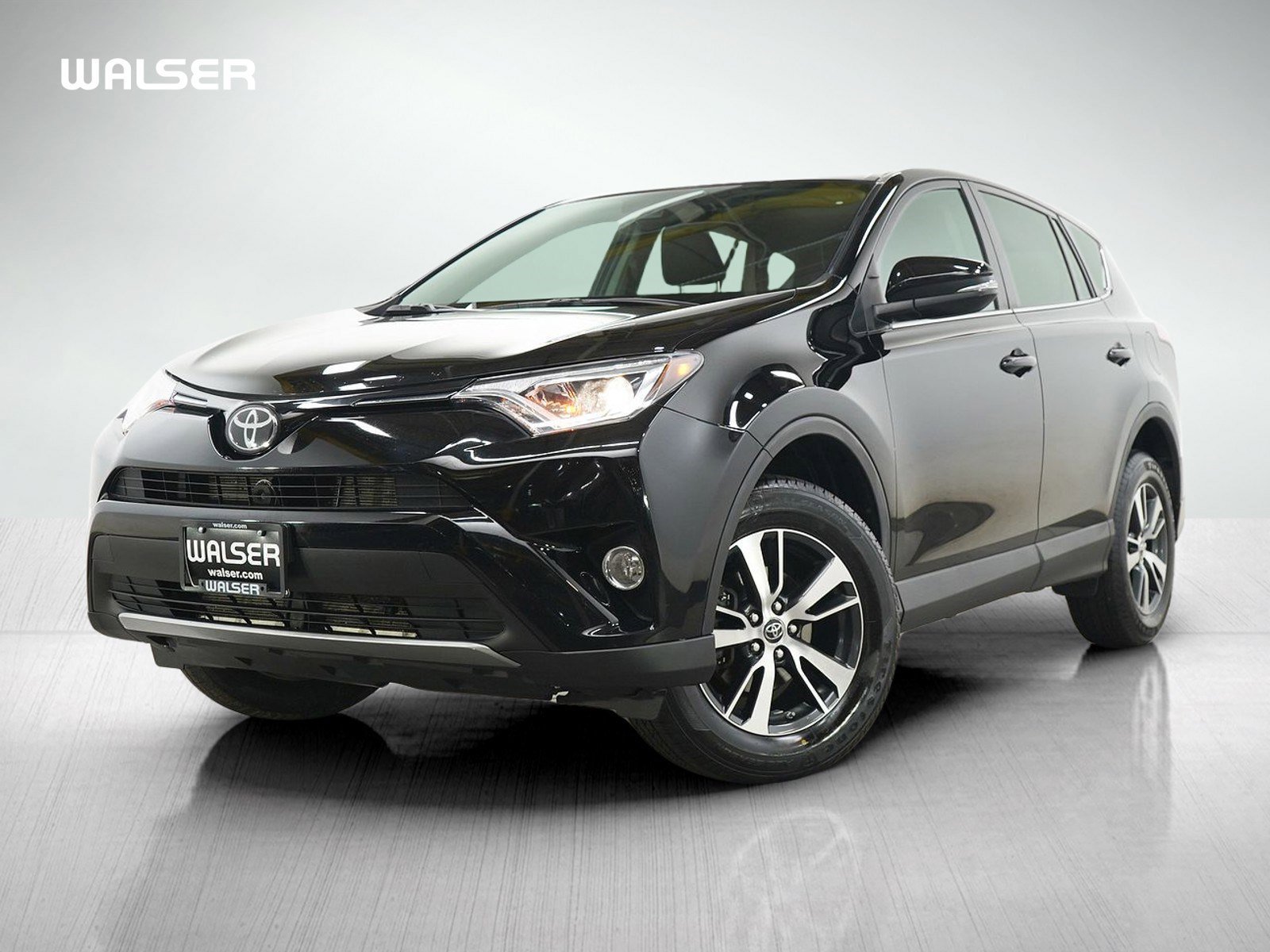 2018 Toyota RAV4 XLE AWD's photo