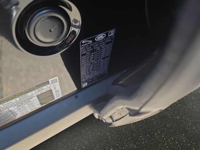 New 2026 Santorini Black Land Rover Belgravia Edition image 24
