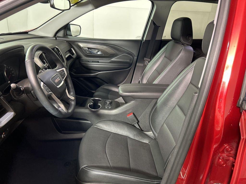 Used 2023 Volcanic Red GMC SLT image 15