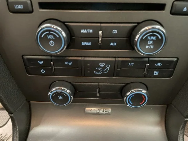 Used 2010 Grabber Blue Ford GT Premium image 17
