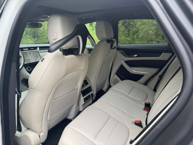 2026 Jaguar F-Pace R-Dynamic S - Photo 12